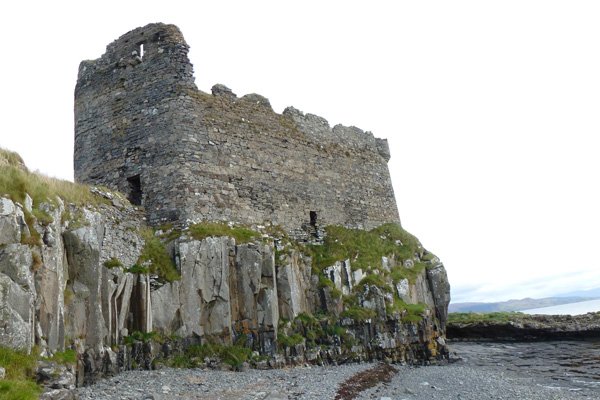 Mingary Castle seen from shingle beach