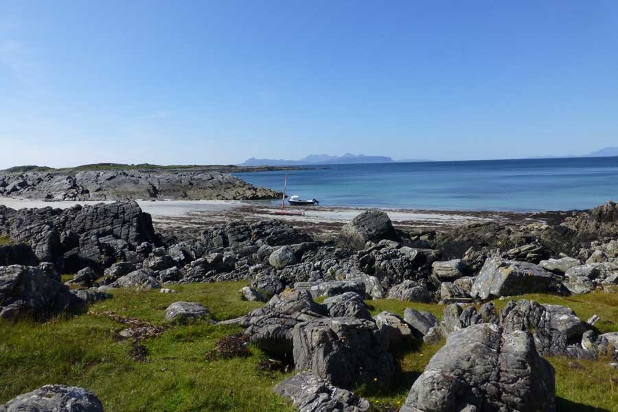 Smirisary Beach