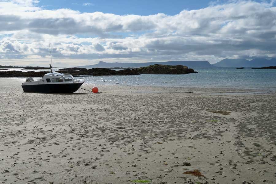 Bunacaimb beach near Traigh