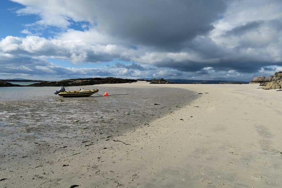 Bunacaimb beach near Traigh