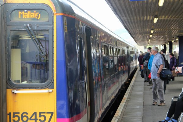The train arriving at Fort William