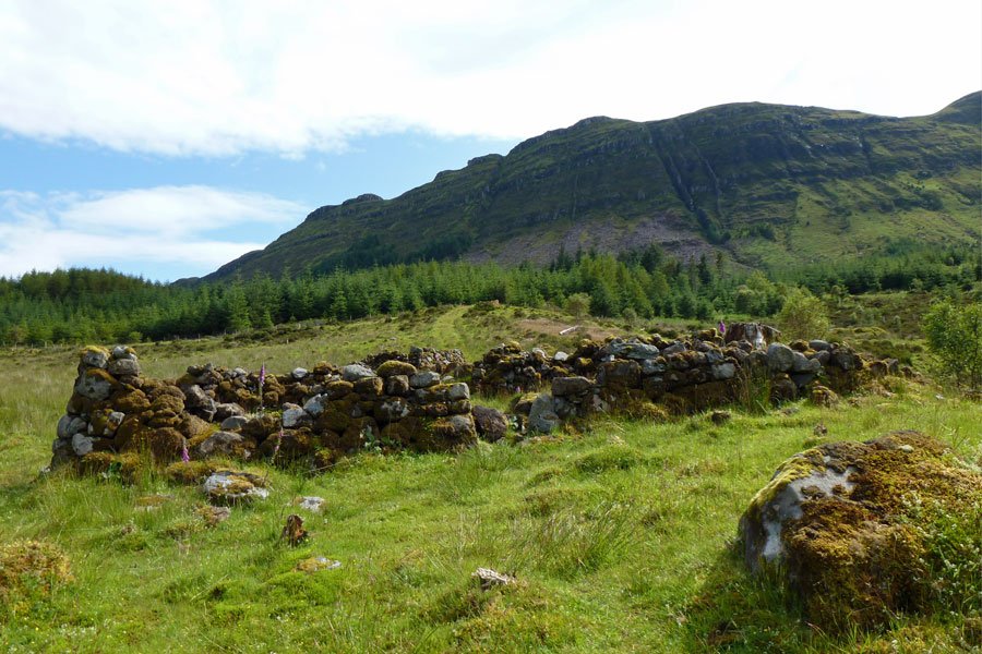 The deserted village of Aoineadh Mor
