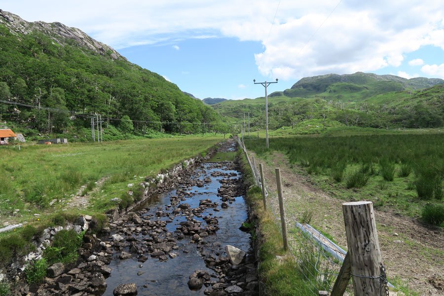 Loch Mama Walk