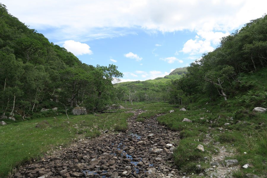 Loch Mama Walk