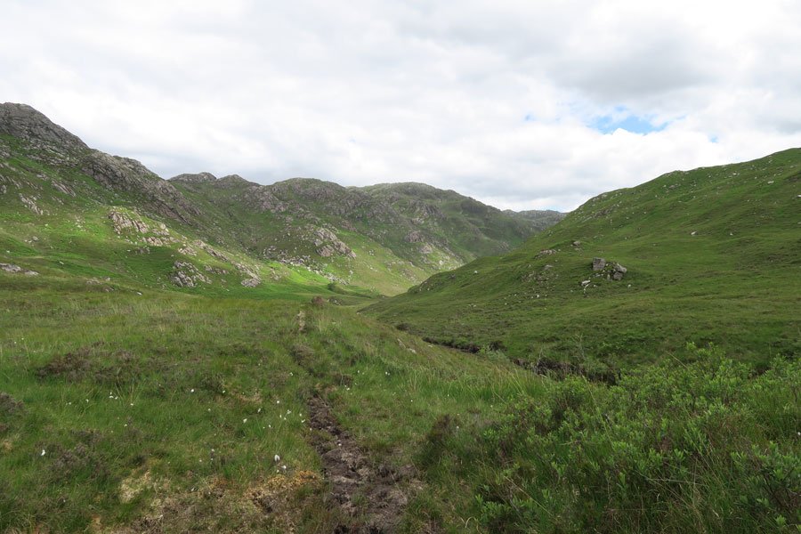 Loch Mama Walk