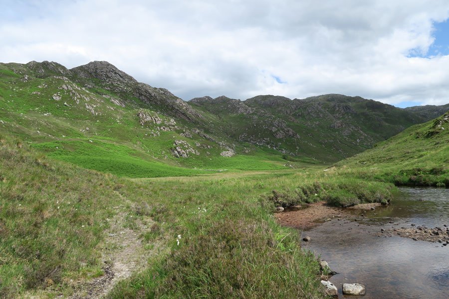 Loch Mama Walk