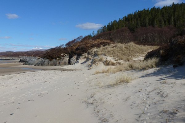 The Singing Sands and heathland at Gortenfern