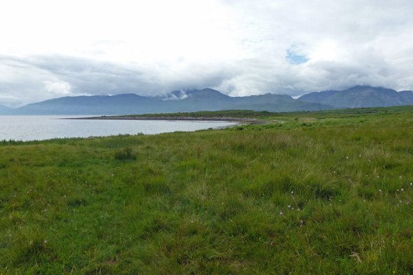A sense of wilderness in the moorland behind Cuil Bay